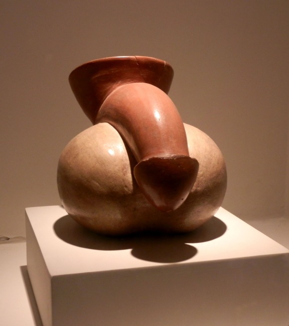 14-Apogee (Photo album R.O.Gasperi , erotic pottery, Mochica culture 01-800A.C, Lima, Peru )